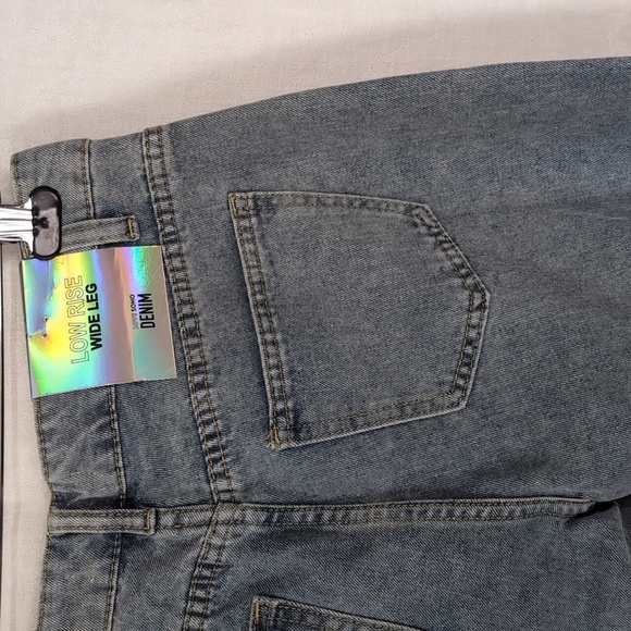 Love Soho Low Rise Rhinestone Bling Wide Leg Jeans Size 7 New with Tags - Picture 7 of 7